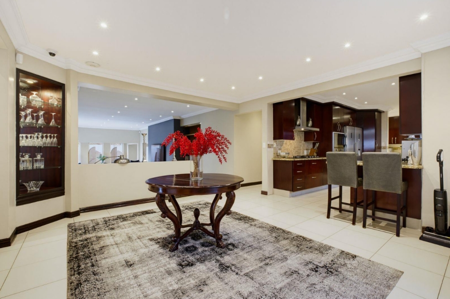 To Let 4 Bedroom Property for Rent in Bedfordview Gauteng