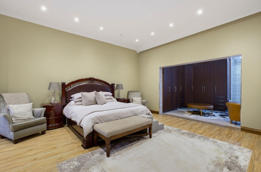 To Let 4 Bedroom Property for Rent in Bedfordview Gauteng
