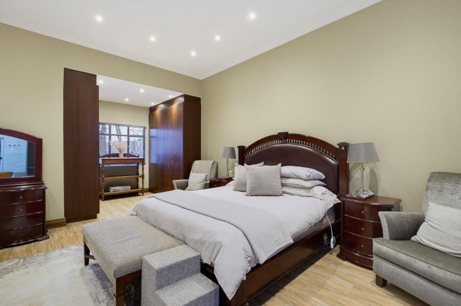 To Let 4 Bedroom Property for Rent in Bedfordview Gauteng