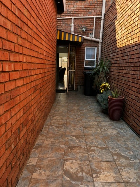 2 Bedroom Property for Sale in Rynfield Gauteng