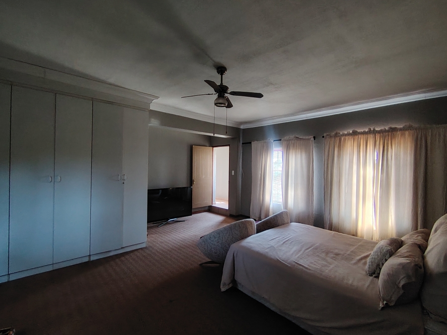 4 Bedroom Property for Sale in Kameeldrift East Gauteng