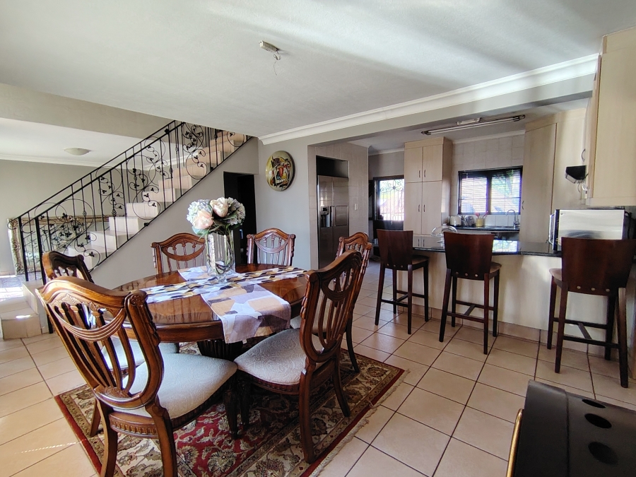 4 Bedroom Property for Sale in Kameeldrift East Gauteng