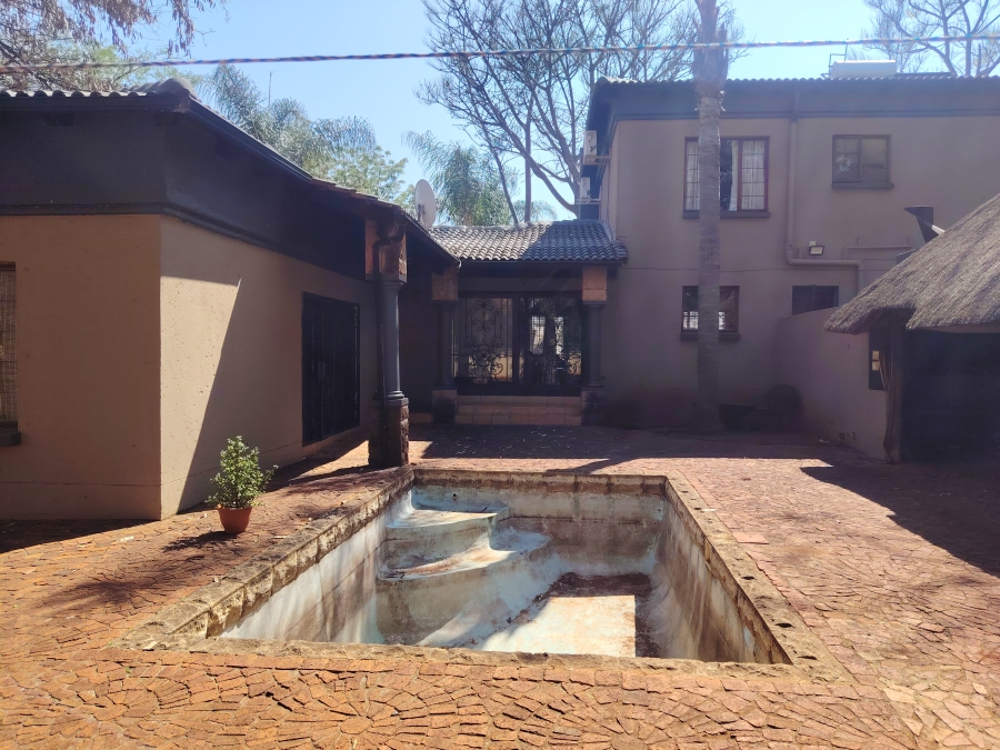 4 Bedroom Property for Sale in Kameeldrift East Gauteng