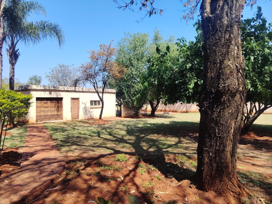4 Bedroom Property for Sale in Kameeldrift East Gauteng