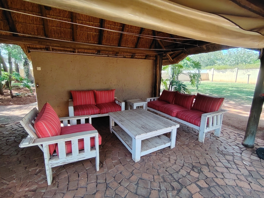 4 Bedroom Property for Sale in Kameeldrift East Gauteng