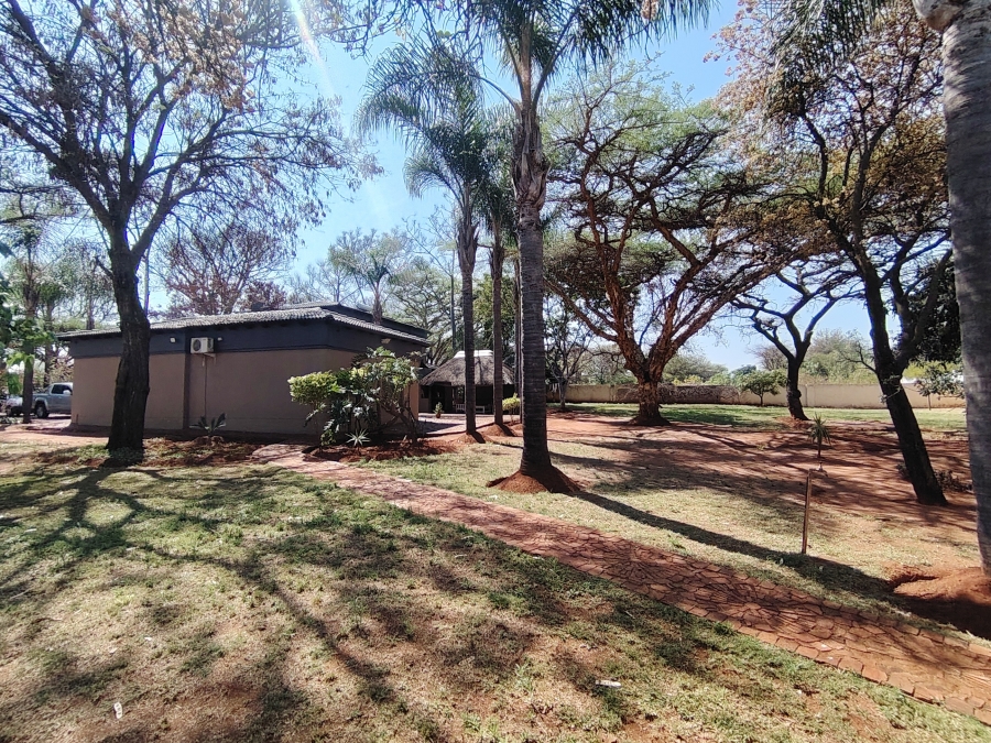 4 Bedroom Property for Sale in Kameeldrift East Gauteng