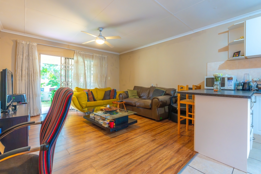 2 Bedroom Property for Sale in Broadacres Gauteng