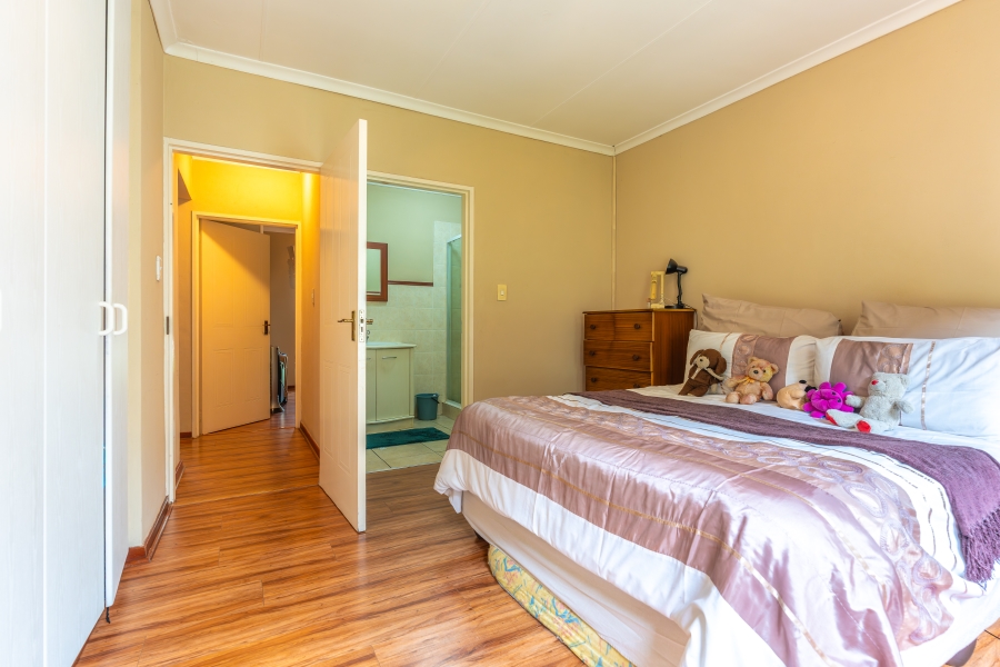 2 Bedroom Property for Sale in Broadacres Gauteng