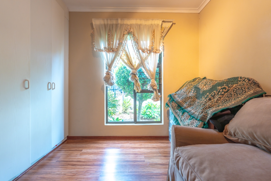2 Bedroom Property for Sale in Broadacres Gauteng