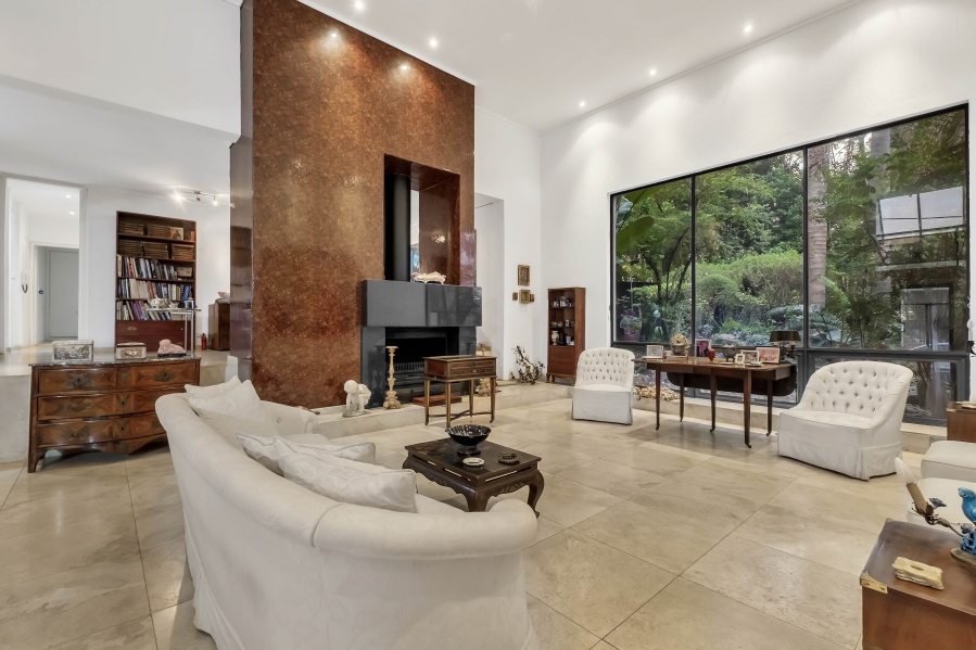 4 Bedroom Property for Sale in Atholl Gauteng
