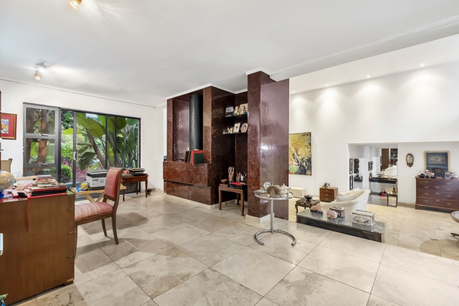 4 Bedroom Property for Sale in Atholl Gauteng