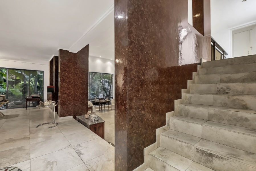 4 Bedroom Property for Sale in Atholl Gauteng