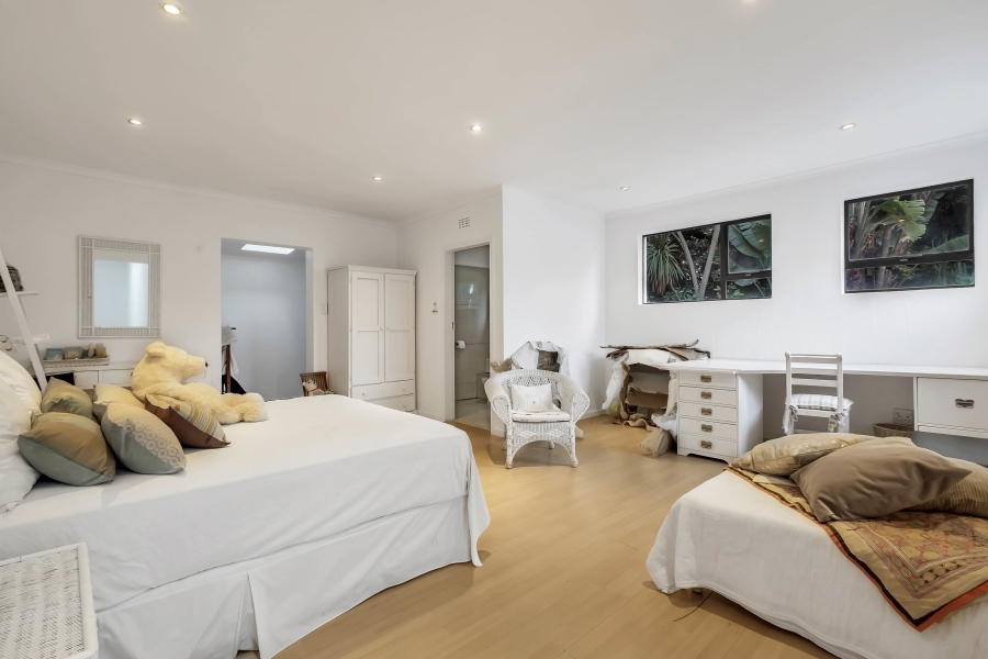 4 Bedroom Property for Sale in Atholl Gauteng