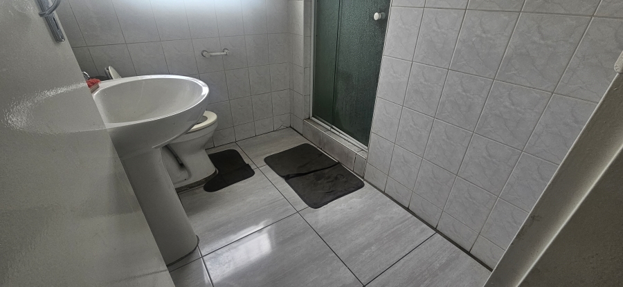 2 Bedroom Property for Sale in Elandshaven Gauteng