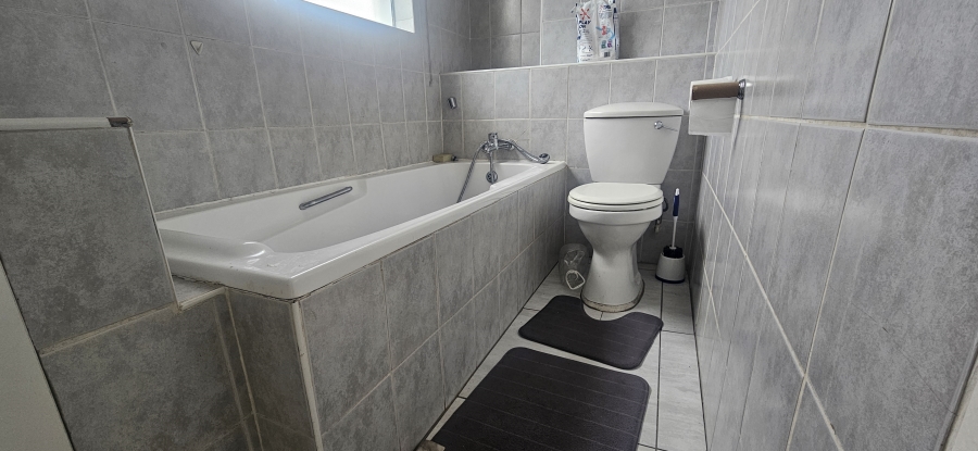 2 Bedroom Property for Sale in Elandshaven Gauteng