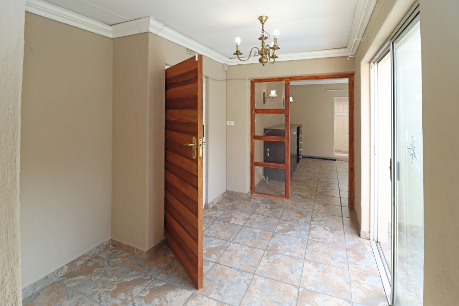 3 Bedroom Property for Sale in Moret Gauteng