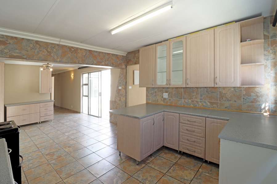 3 Bedroom Property for Sale in Moret Gauteng