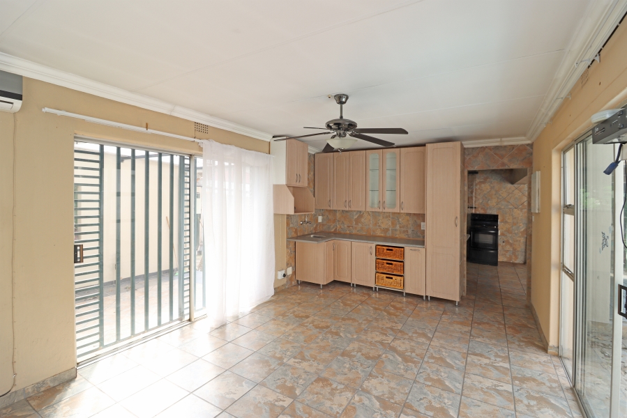 3 Bedroom Property for Sale in Moret Gauteng