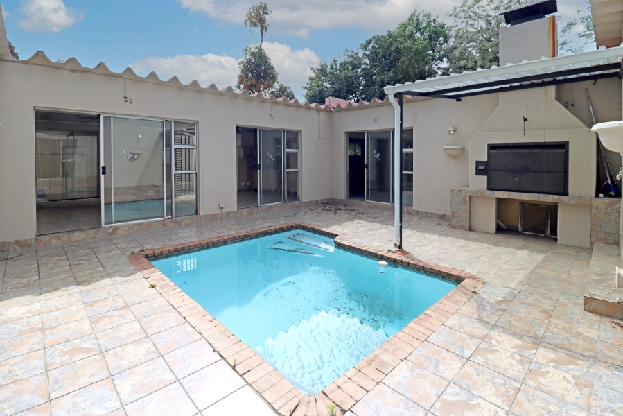 3 Bedroom Property for Sale in Moret Gauteng