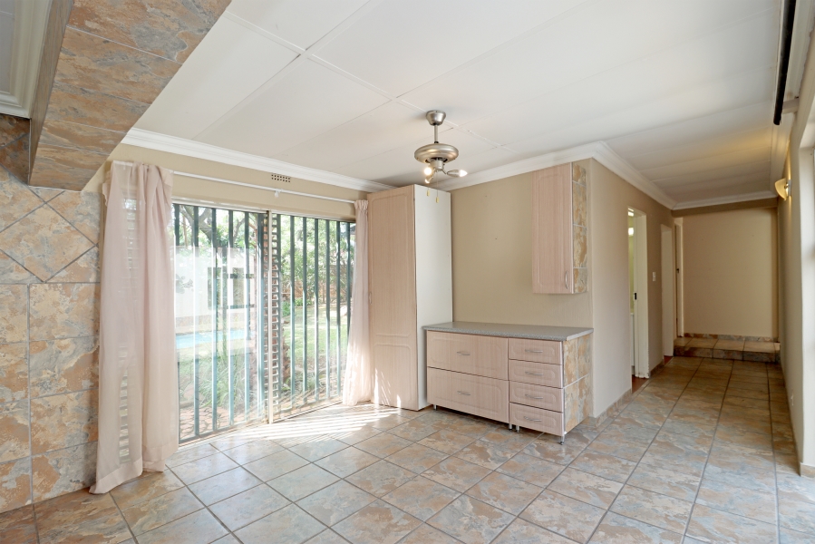 3 Bedroom Property for Sale in Moret Gauteng