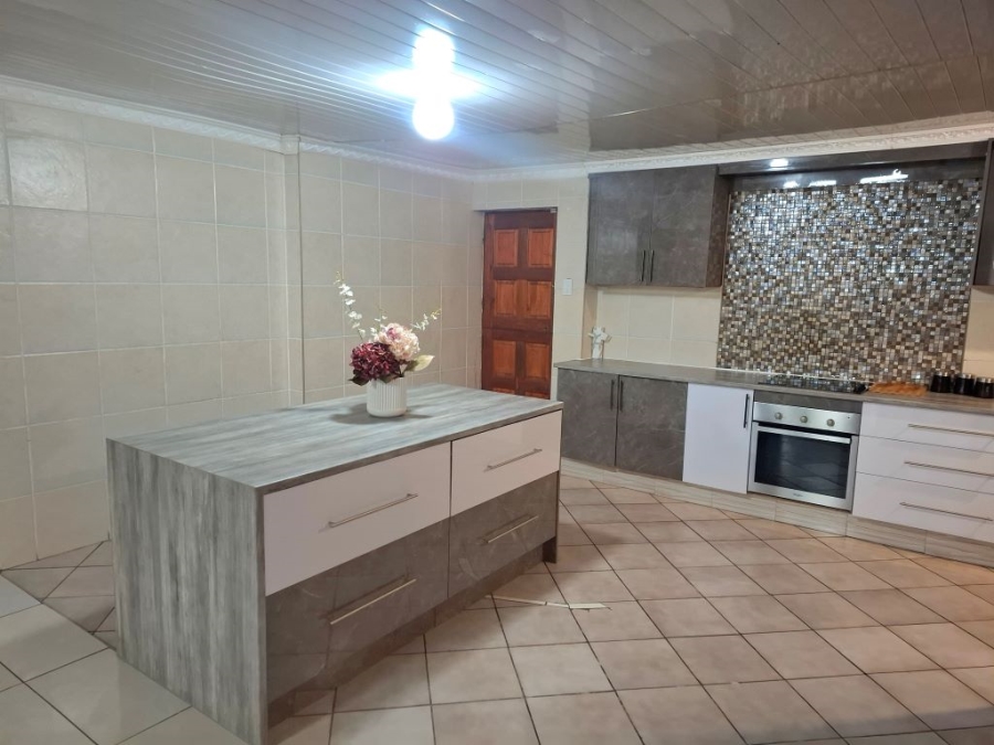 3 Bedroom Property for Sale in Westonaria Gauteng