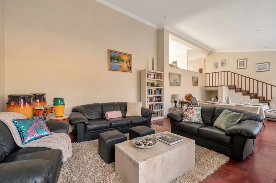 4 Bedroom Property for Sale in Emmarentia Gauteng