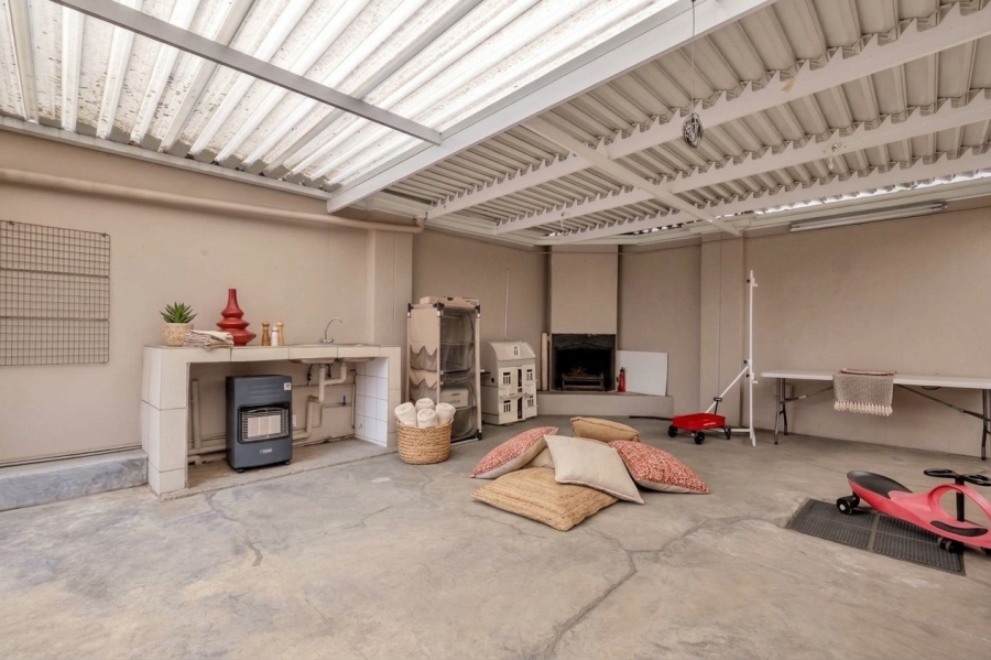 4 Bedroom Property for Sale in Emmarentia Gauteng