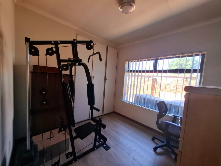 3 Bedroom Property for Sale in Dal Fouche Gauteng
