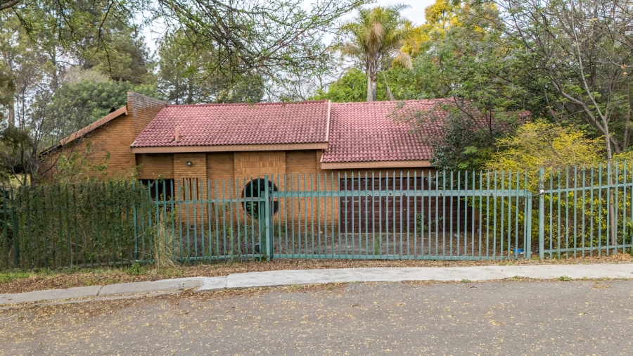 3 Bedroom Property for Sale in Lonehill Gauteng