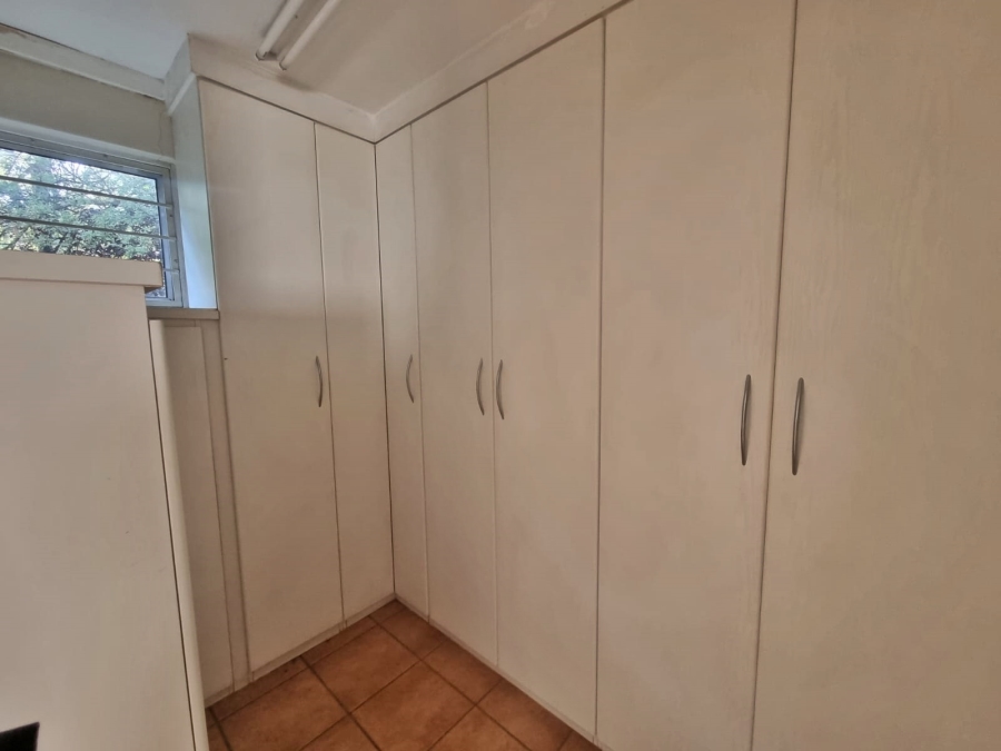 To Let 5 Bedroom Property for Rent in Raslouw Gauteng