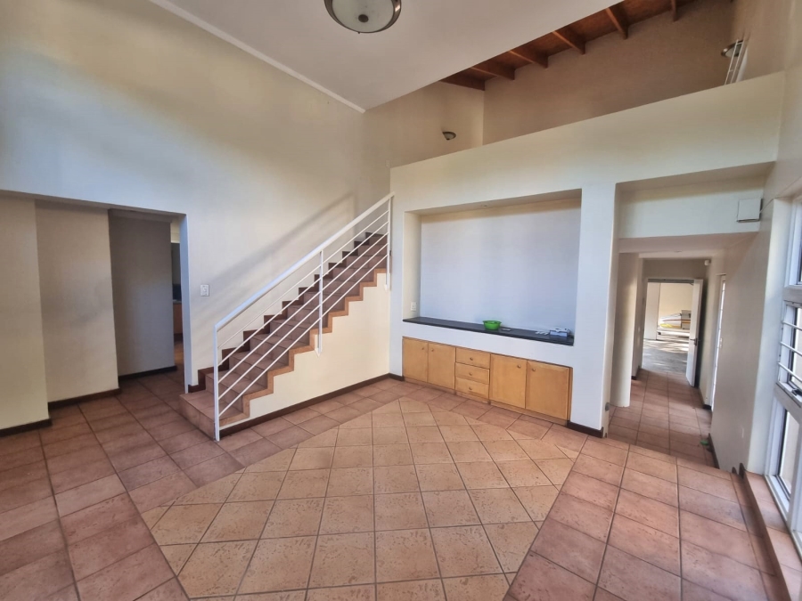 To Let 5 Bedroom Property for Rent in Raslouw Gauteng
