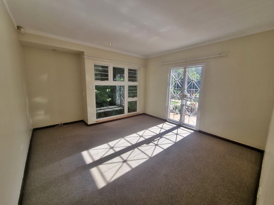 To Let 5 Bedroom Property for Rent in Raslouw Gauteng