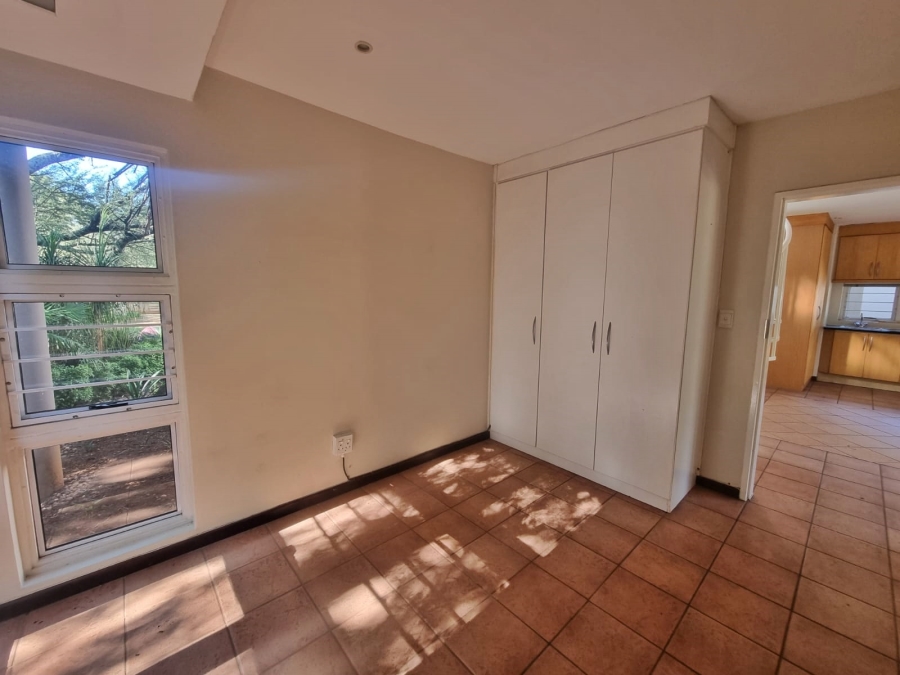 5 Bedroom Property for Sale in Raslouw Gauteng