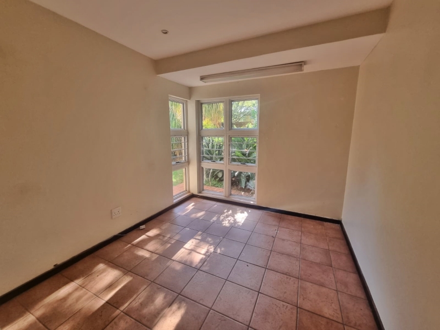 5 Bedroom Property for Sale in Raslouw Gauteng
