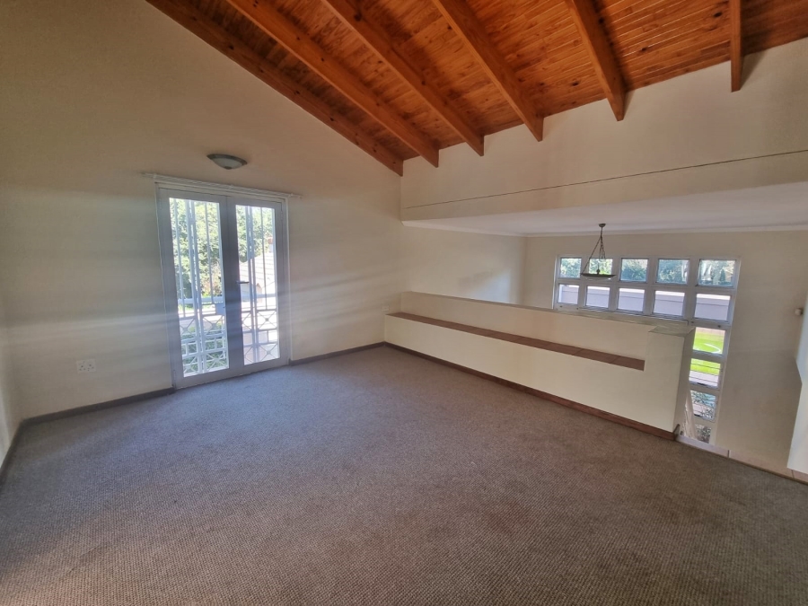 5 Bedroom Property for Sale in Raslouw Gauteng
