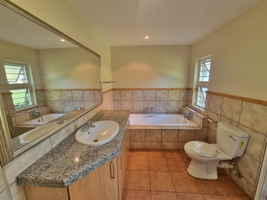 5 Bedroom Property for Sale in Raslouw Gauteng