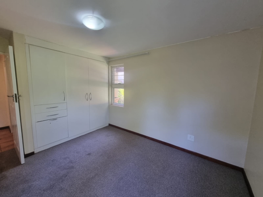 5 Bedroom Property for Sale in Raslouw Gauteng
