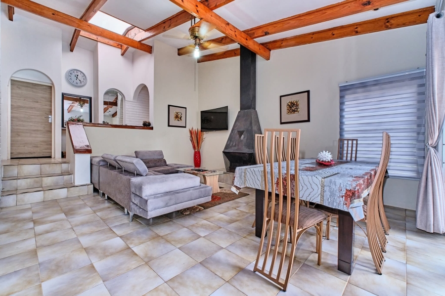 To Let 5 Bedroom Property for Rent in Rivonia Gauteng