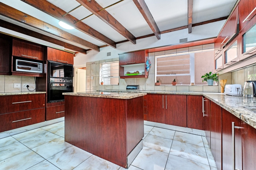 To Let 5 Bedroom Property for Rent in Rivonia Gauteng
