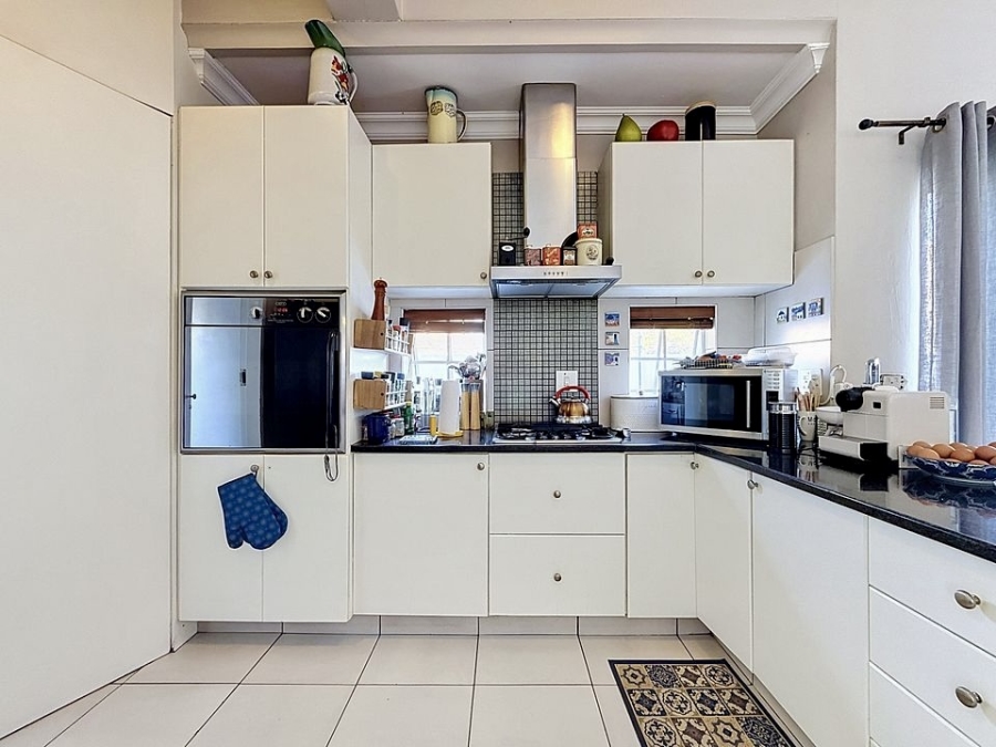 3 Bedroom Property for Sale in Faerie Glen Gauteng