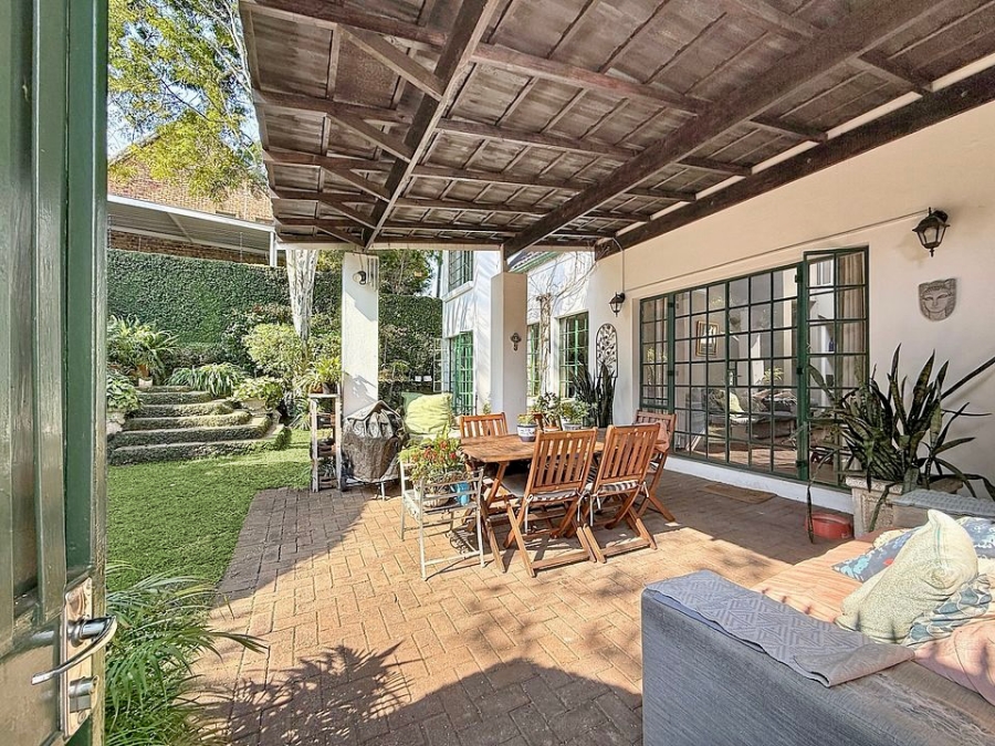 3 Bedroom Property for Sale in Faerie Glen Gauteng