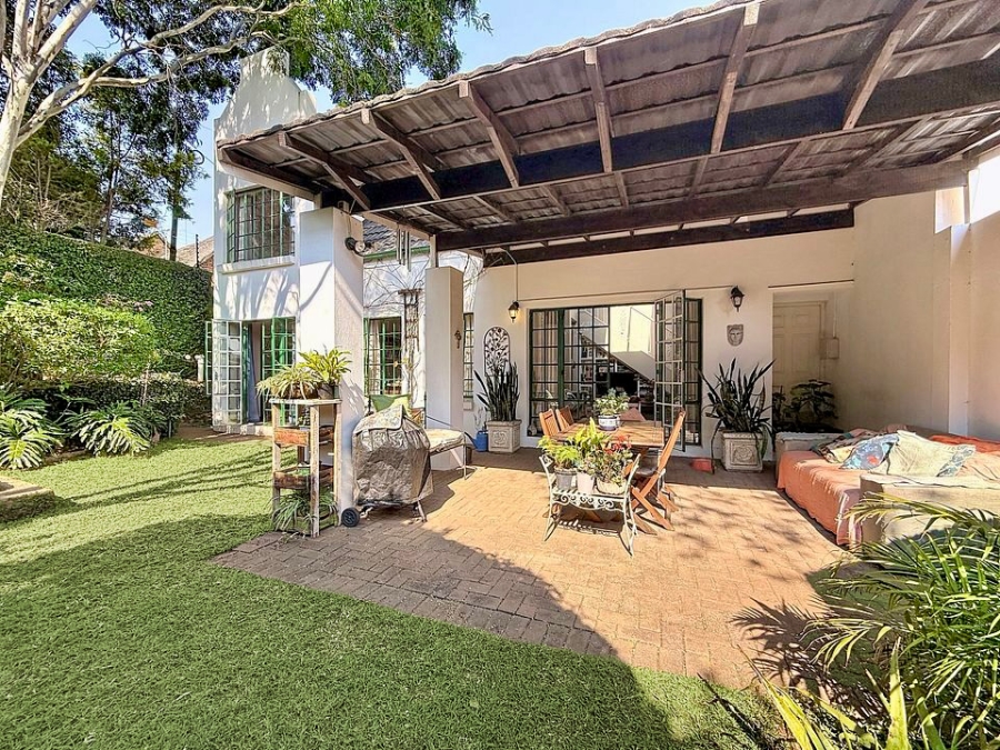 3 Bedroom Property for Sale in Faerie Glen Gauteng