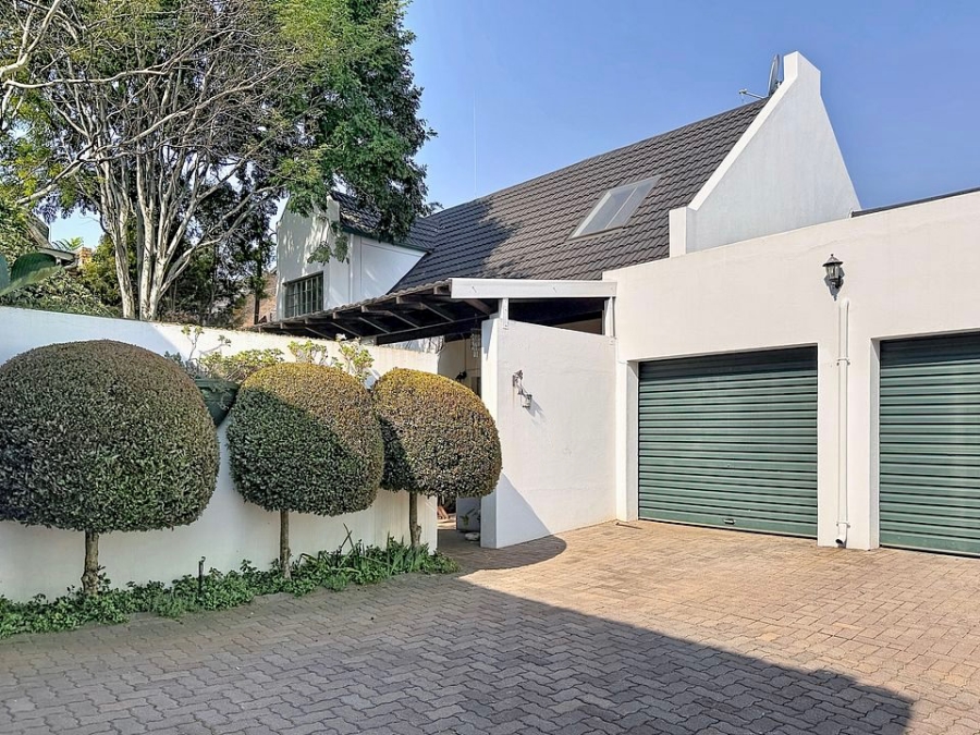 3 Bedroom Property for Sale in Faerie Glen Gauteng