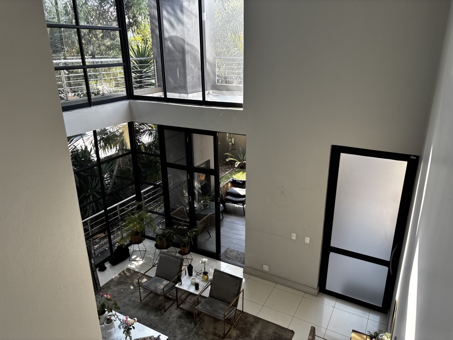 To Let 3 Bedroom Property for Rent in Houghton Estate Gauteng