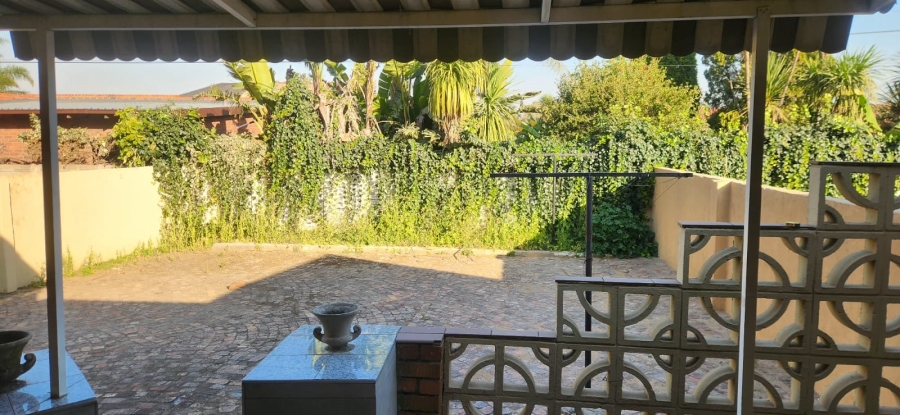 5 Bedroom Property for Sale in Rynsoord Gauteng