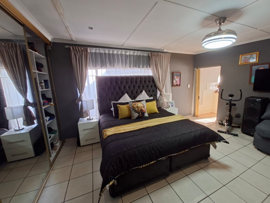 3 Bedroom Property for Sale in Klopperpark Gauteng