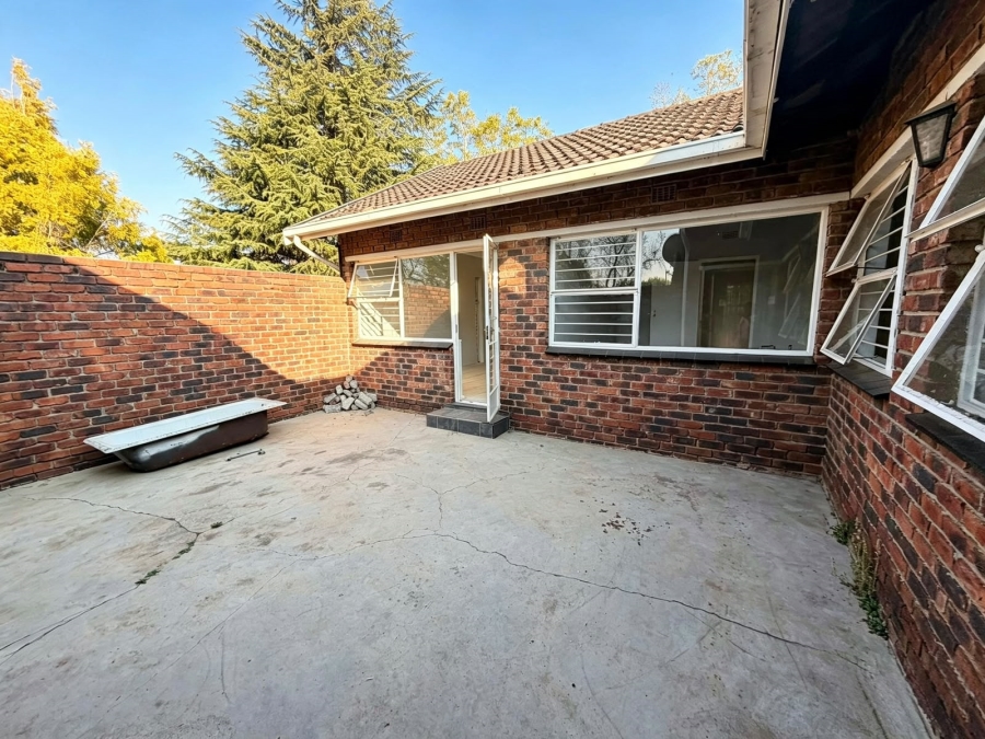 4 Bedroom Property for Sale in Van Riebeeck Park Gauteng