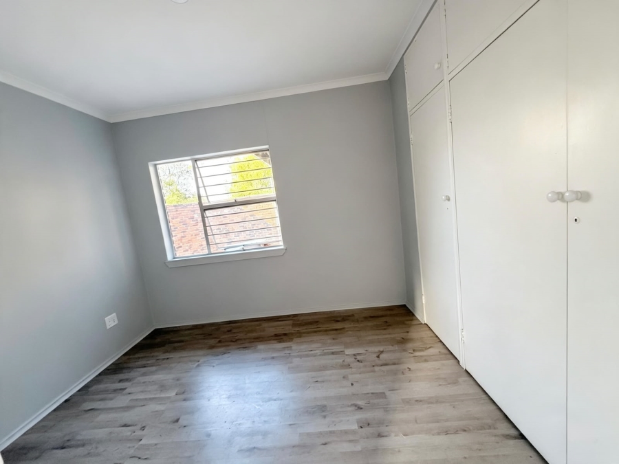4 Bedroom Property for Sale in Van Riebeeck Park Gauteng
