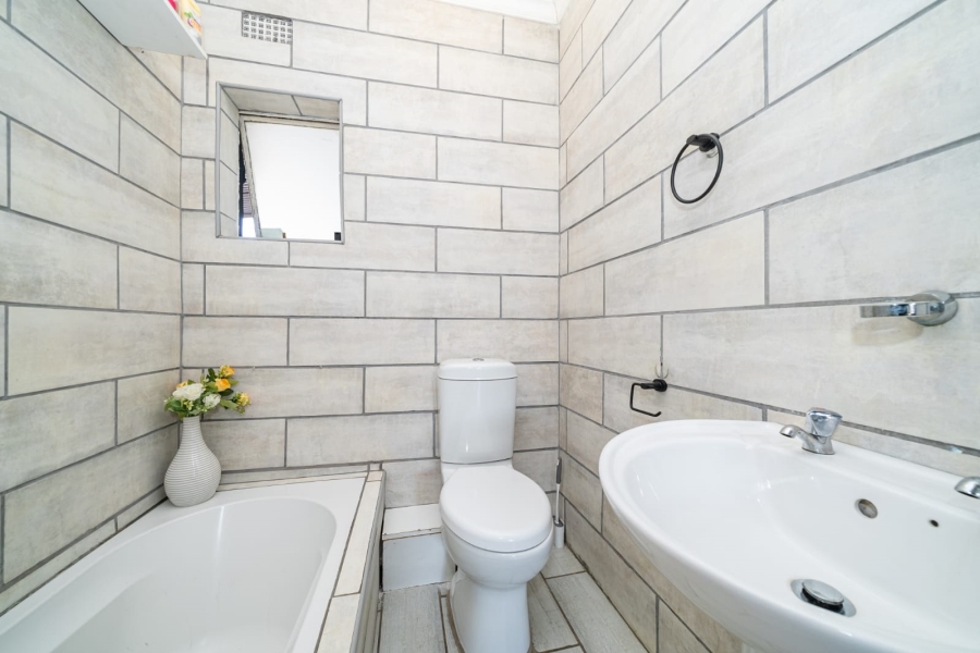 4 Bedroom Property for Sale in Minnebron Gauteng