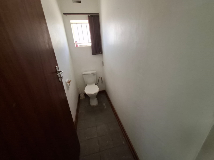 3 Bedroom Property for Sale in Queenswood Gauteng